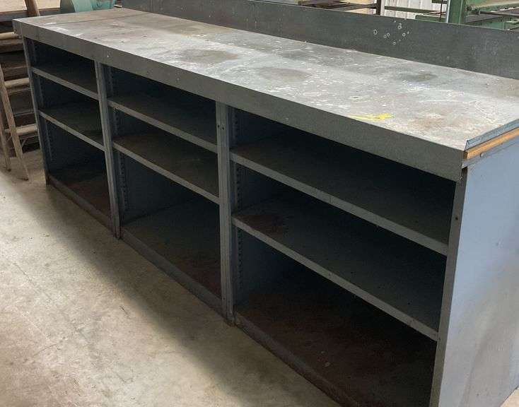 Metal Work Bench 40''x9'x27''