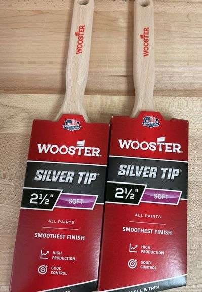 Wooster Silver Tip 2 1/2” Angled Soft Paint  Brushes(New)