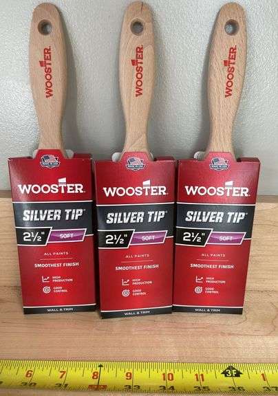 Wooster Silver Tip 2 1/2” Soft Paint Brushes(New)