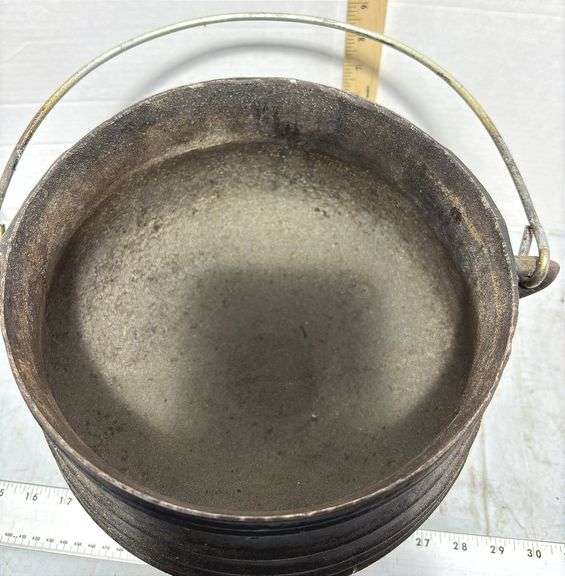 Swain Albatross Three Legged Cast Iron Cauldron No. 2