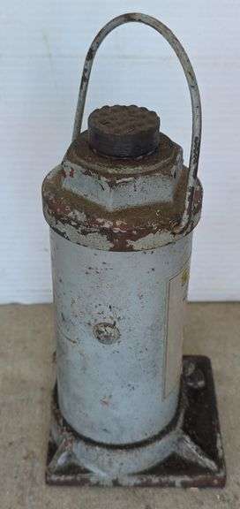 Floor Jacks