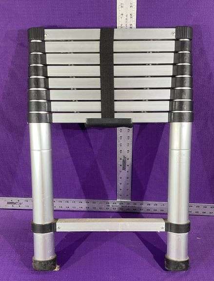 8’ Collapsible Ladder