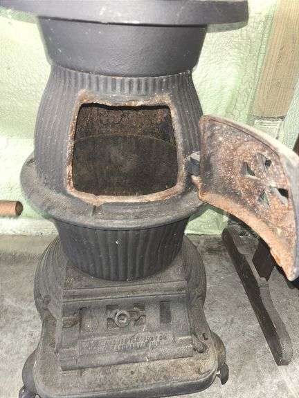 N. Manchester Cast Iron Pot Belly Stove 30.5”T X 16"W X 22”D