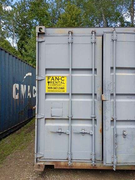 8’x40’ Standard 8' 6" tall Shipping Container