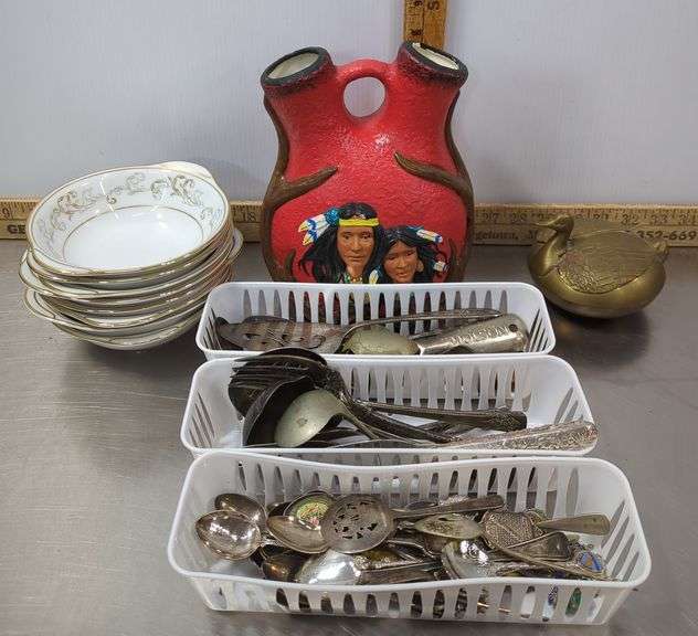 Tableware, Brass Duck, Cereal Bowls & Native American Art