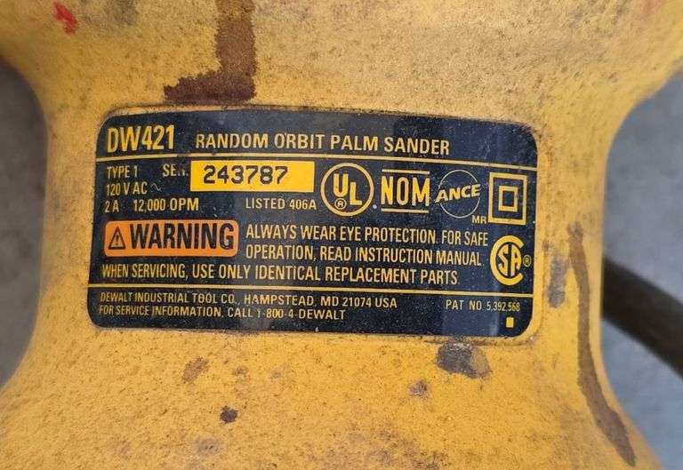 Dewalt Orbit Hand Sander