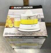 Black & Decker 32 Oz. Citrus Juicer (has power)