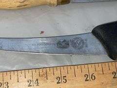 Nice Variety of Hunting Knives & Utility Knife