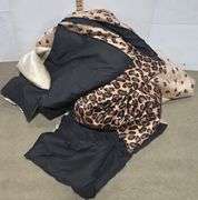 Assorted Comfoters and Pillow Cases