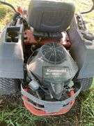 Husqvarna Z254 Zero Turn Lawnmower Runs & Mows