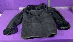 188 West Collections Size Large Women’s Coat