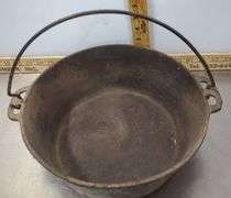 Cast Iron Dutch Oven