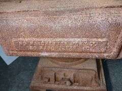 Cast Iron Potbelly Stove No.28 20" Tall, Top Measures 20"×14"