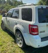 2010 Ford Escape  180,278 Miles Runs & Drives