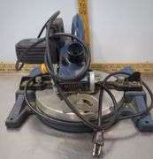 GMC 7 1/2" Compound Miter Saw (seller advises it works)