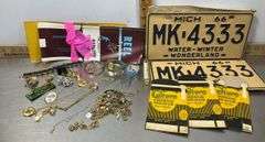 Vintage Michigan License Plates, Tobacco Boxes, Stickers & Jewelry