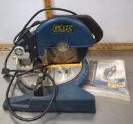 GMC 7 1/2" Compound Miter Saw (seller advises it works)