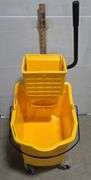 Commer I'll Mop Bucket and Wringer