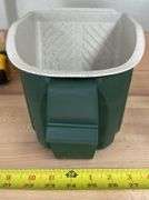 Wooster Pelican Pail & Extra Liners(New)