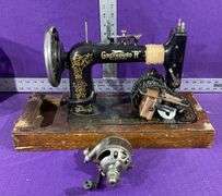 Vintage Greyhound R Electric Sewing Machine & Carry Case