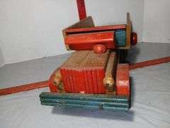 Cass Knee Action DUMP Truck, from the Cass Toy Company.