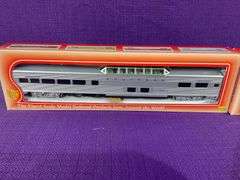 IHC HO Scale Southern Pullman Passenger Car & IHC HO Scale Atchison Topeka W/ Corrugated Sides & San