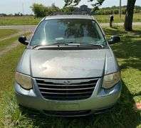 2006 Chrysler Town & Country NON Running