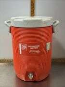 Rubbermaid Water Dispenser