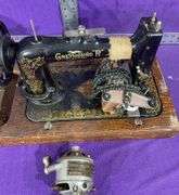 Vintage Greyhound R Electric Sewing Machine & Carry Case