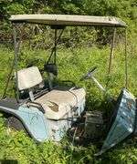Ez-Go 3 Wheel Golf Cart & Charger Non Running