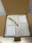 Godonlif Candle Warmer Lamp New in Box & Cozy Comfort Candle