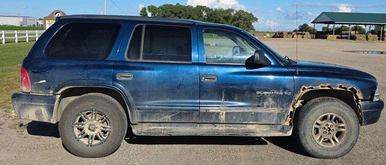 Weekly Online Auction: Durango, John Deere, Craftsman, Backhoe Buckets, Kennedy Toolbox, Tools, Glassware, Antiques and Much More!!!