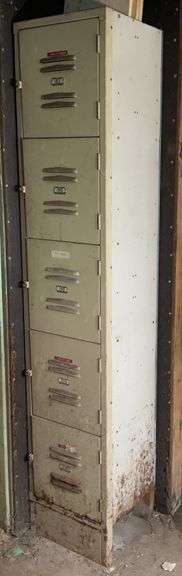 78”x15”x15” Metal Locker