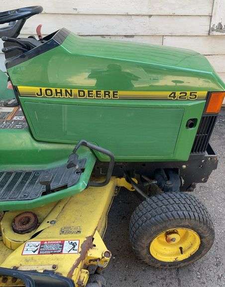 John Deere 425 W/ Kawasaki 20 HP OHV Liquid Cooled V-Twin K