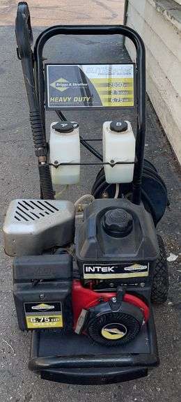 Intek Briggs & Stratton Heavy Duty 2800 PSI 2.5 GPM 6.75 HP OHV Pressure Washer, Starts & Runs