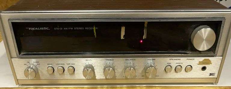 Vintage Realistic AM/FM Stereo Receiver. STA-21