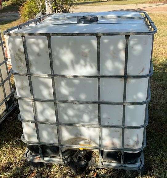 275 Gallon IBC Tote