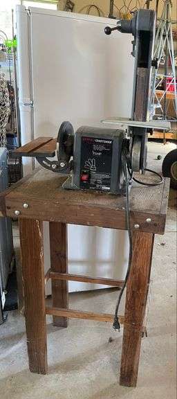 Sears Craftsman 1/2 HP Electric Belt/Disc Sander- has power & on stand
