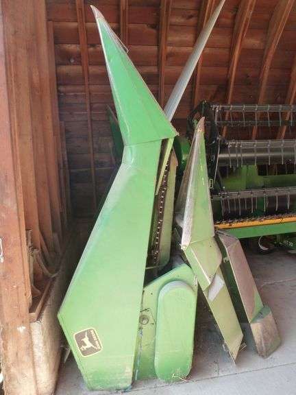 John Deere 430 4 Row Corn Head