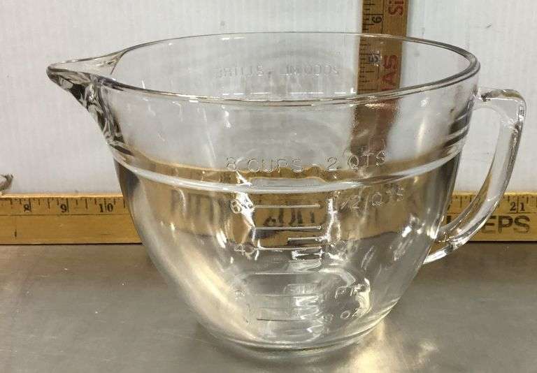 Anchor Hocking 6 Cups Measuring Bowl