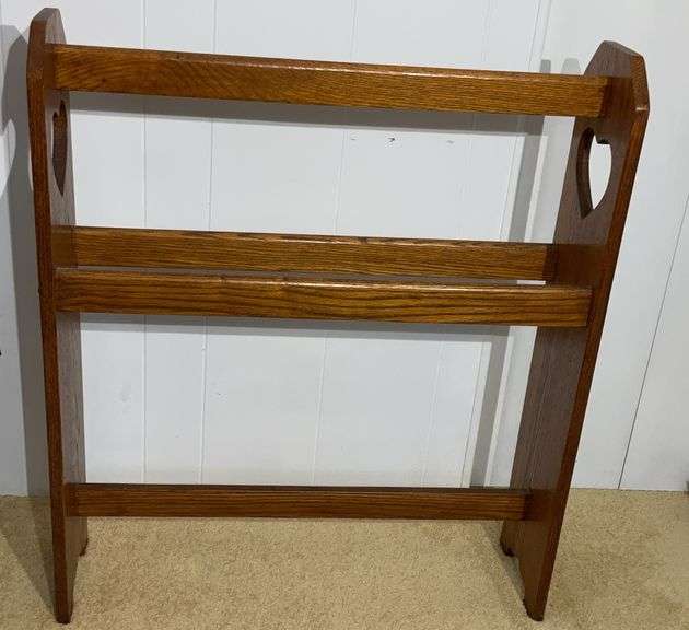 Oak Quilt Rack 34”Tx29.5”Lx8.25”W