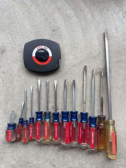 Craftsman Screwdriver Set & Lufkin 100’ Tape Measure