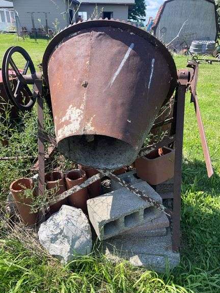 Cement Mixer w/ Paddles