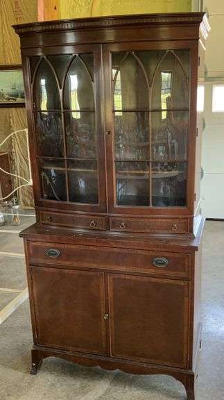 The Halle Bros. Co. Hepplewhite Style Mahogany One Piece China Cabinet ...