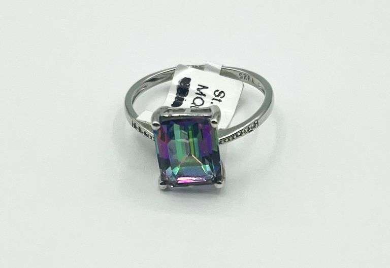 Sterling Silver Natural Mystic Quartz (5ct) with CZ (0.06ct) Ring