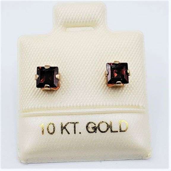 10KT Yellow Gold Natural Garnet Earring