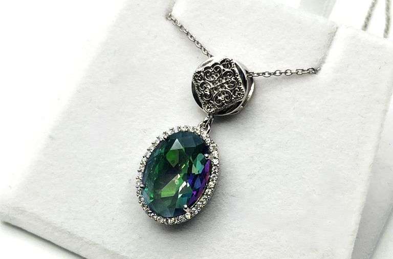 Sterling Silver Natural Mystic Quartz (5.75ct) and CZ (0.35ct) Pendant with Sterling Silver Chain