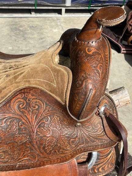 Riding Horse Saddle & Stand