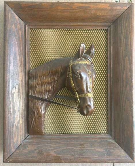 Brown Horse Décor 13X16