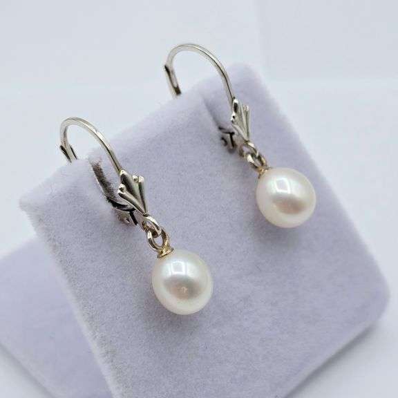 Sterling Silver Freshwater Pearl 7mm-6.6mm Drop Style Earrings